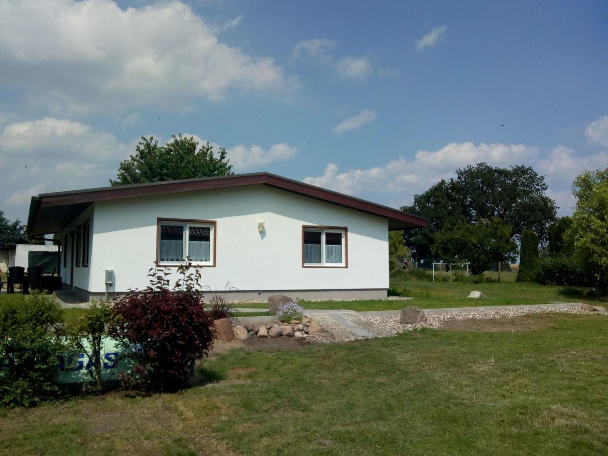 Behaglicher Bungalow Fuer Mensch Und Hund Barkhagen Exteriér fotografie